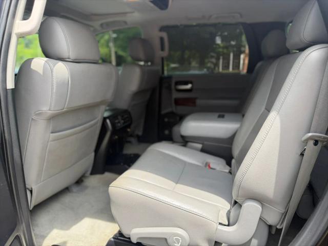 2011 Toyota Sequoia Platinum 5.7L V8