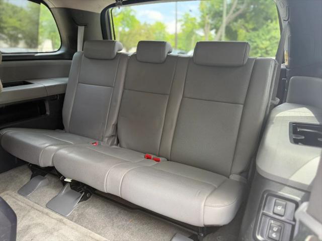 2011 Toyota Sequoia Platinum 5.7L V8