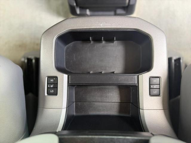 2011 Toyota Sequoia Platinum 5.7L V8