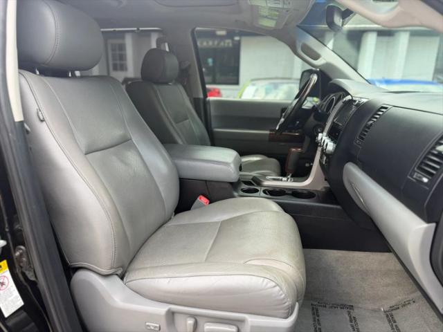 2011 Toyota Sequoia Platinum 5.7L V8