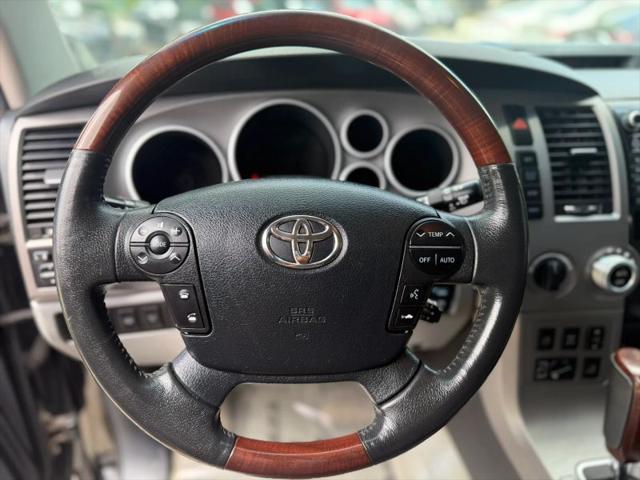 2011 Toyota Sequoia Platinum 5.7L V8