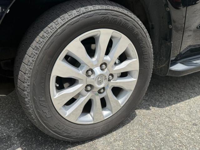 2011 Toyota Sequoia Platinum 5.7L V8