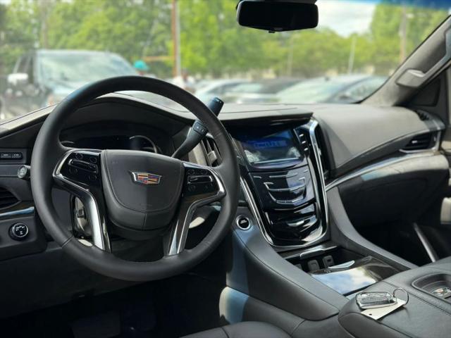 2018 Cadillac Escalade ESV Platinum