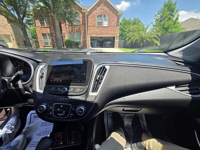 2022 Chevrolet Malibu FWD LS