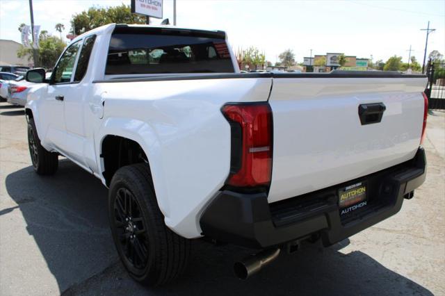 2025 Toyota Tacoma SR