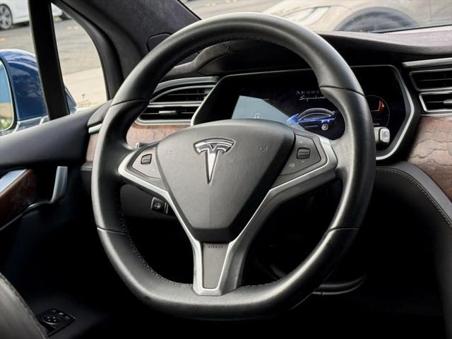 2016 Tesla Model X P90D