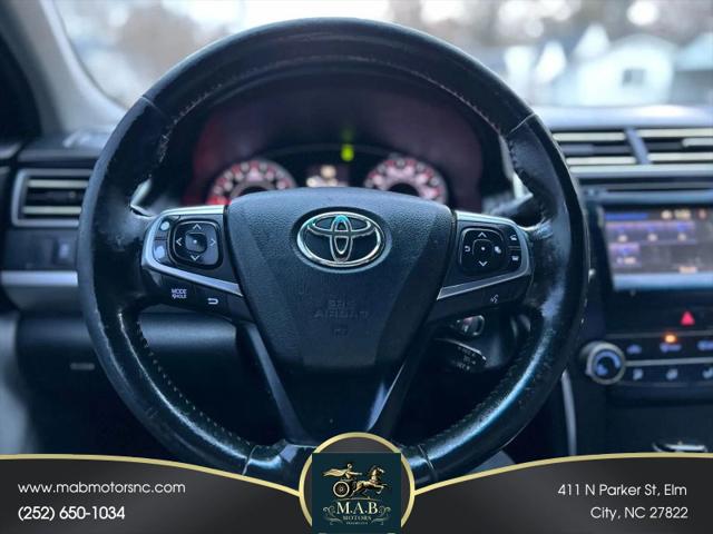 2016 Toyota Camry SE