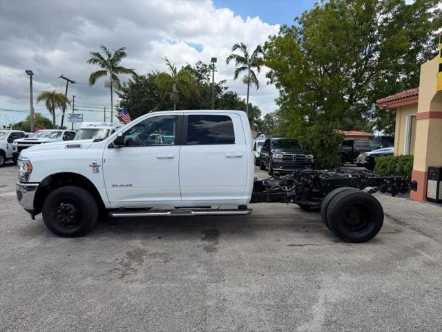 2022 Ram 3500 Big Horn Crew Cab 4x4 8' Box