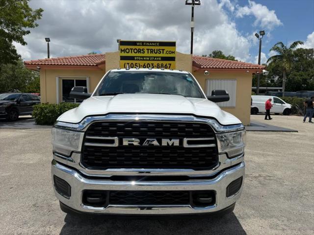 2022 Ram 3500 Big Horn Crew Cab 4x4 8' Box