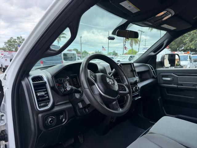 2022 Ram 3500 Big Horn Crew Cab 4x4 8' Box