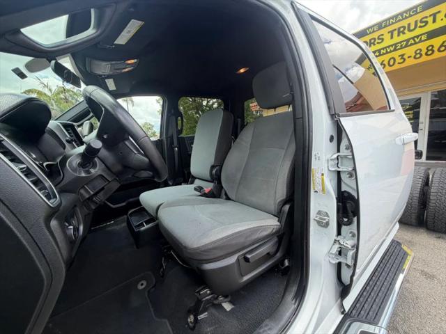 2022 Ram 3500 Big Horn Crew Cab 4x4 8' Box