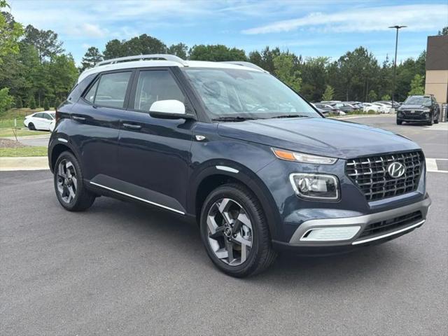 2026 Hyundai Venue SEL w/Two-Tone Roof