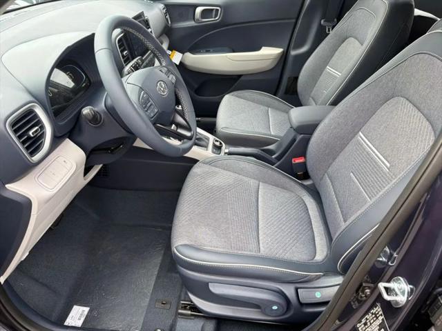 2026 Hyundai Venue SEL w/Two-Tone Roof