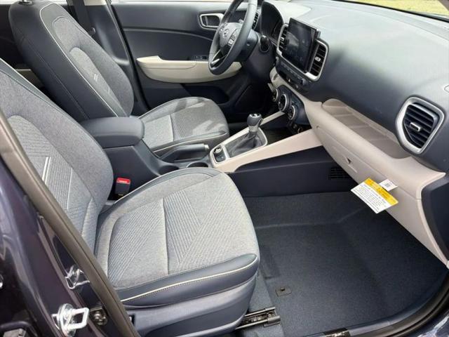 2026 Hyundai Venue SEL w/Two-Tone Roof