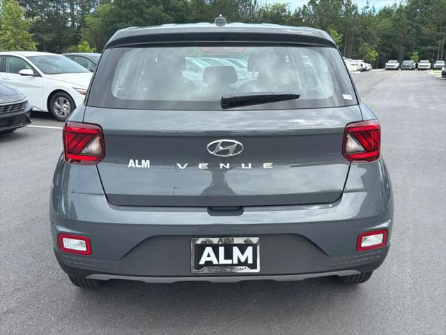 2026 Hyundai Venue SE
