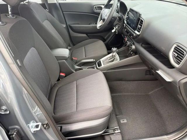 2026 Hyundai Venue SE