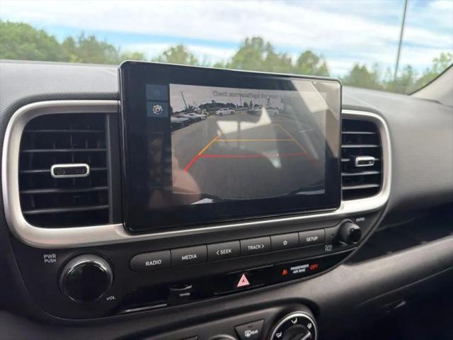2026 Hyundai Venue SE