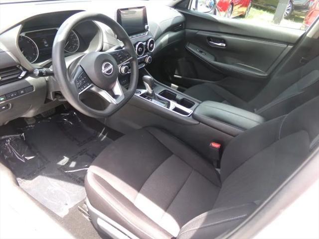 2024 Nissan Sentra SV Xtronic CVT