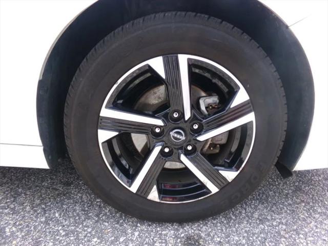2024 Nissan Sentra SV Xtronic CVT
