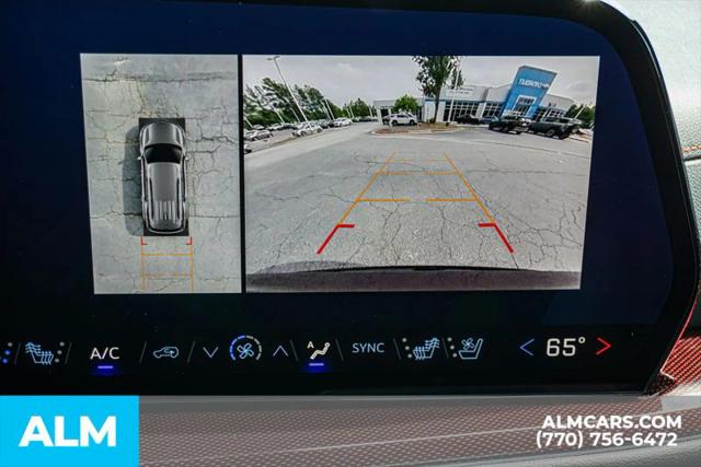 2025 Chevrolet Traverse FWD RS