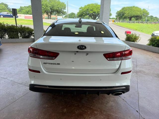 2020 Kia Optima LX