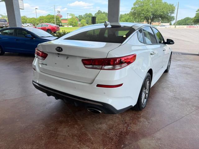 2020 Kia Optima LX
