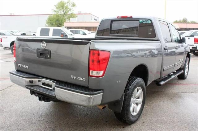 2013 Nissan Titan SV