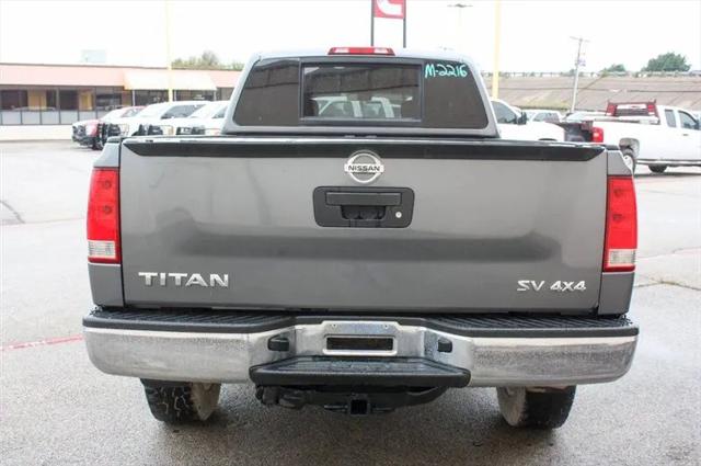 2013 Nissan Titan SV
