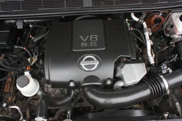 2013 Nissan Titan SV