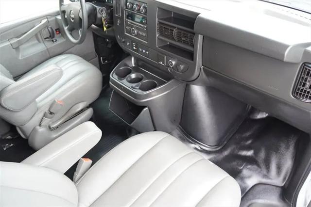 2019 GMC Savana 2500 Work Van