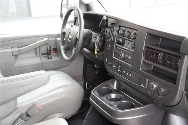 2019 GMC Savana 2500 Work Van