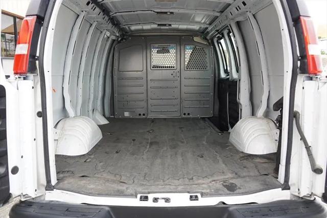 2019 GMC Savana 2500 Work Van
