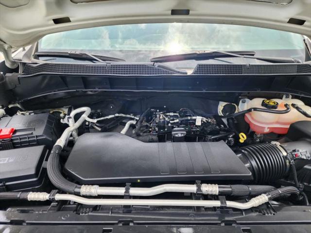 2021 Chevrolet Silverado 1500 2WD Crew Cab Short Bed Custom