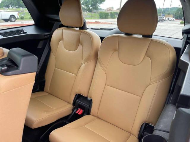 2018 Volvo XC90 T6 Momentum