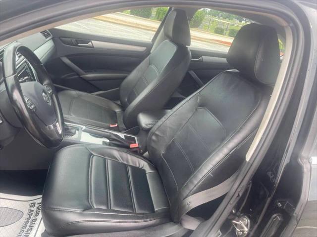 2013 Volkswagen Passat 2.5L SE