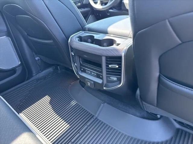 2026 Ram 1500 Laramie Crew Cab 4x4 5'7" Box