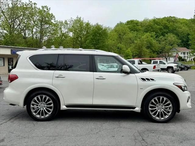 2016 INFINITI QX80 Standard