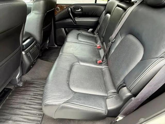 2016 INFINITI QX80 Standard