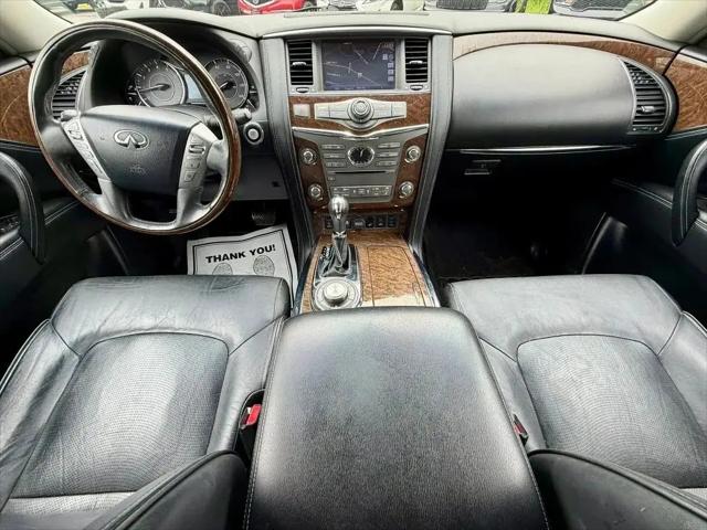 2016 INFINITI QX80 Standard