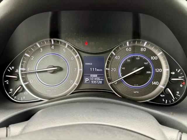 2016 INFINITI QX80 Standard
