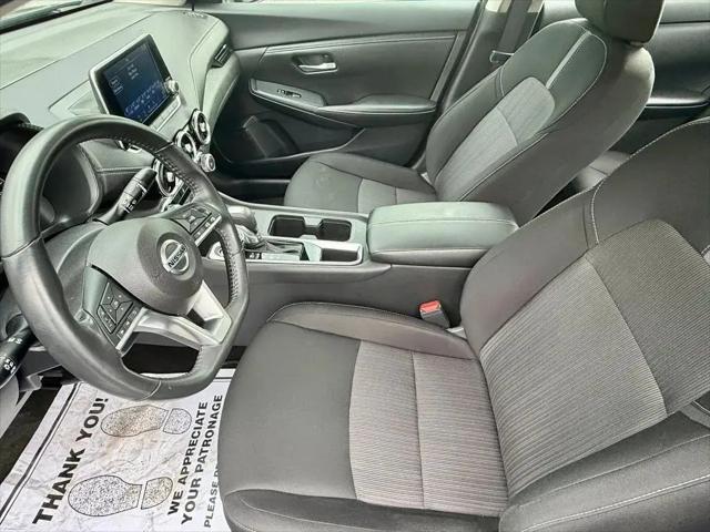 2022 Nissan Sentra SV Xtronic CVT