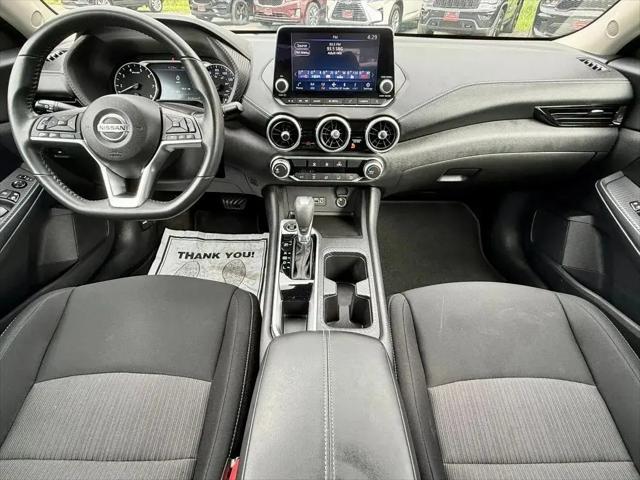 2022 Nissan Sentra SV Xtronic CVT