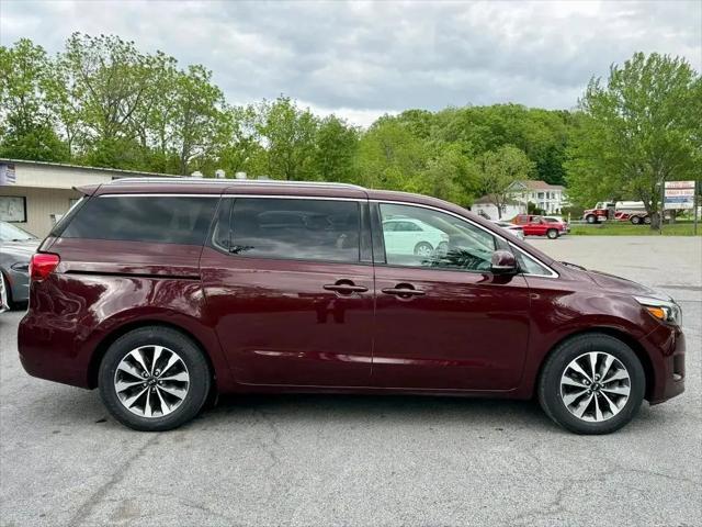 2015 Kia Sedona SX