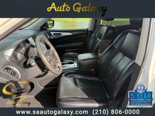2017 Nissan Pathfinder SL