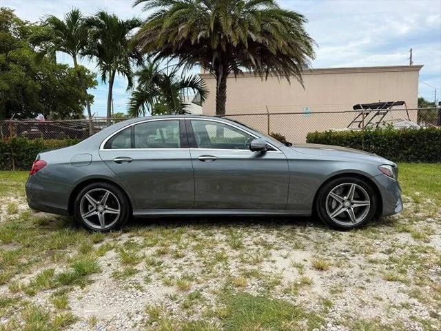 2017 Mercedes-Benz E-CLASS E 300 E 300