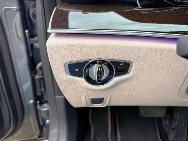 2017 Mercedes-Benz E-CLASS E 300 E 300