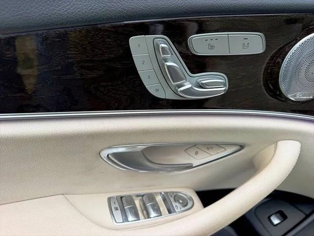 2017 Mercedes-Benz E-CLASS E 300 E 300