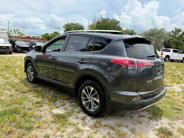 2016 Toyota RAV4 Hybrid XLE