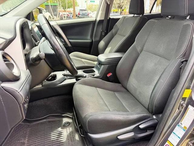 2016 Toyota RAV4 Hybrid XLE