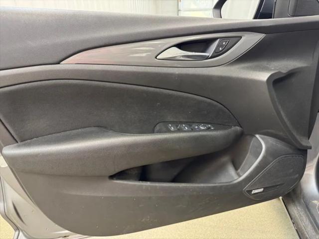 2020 Buick Regal Sportback FWD Preferred